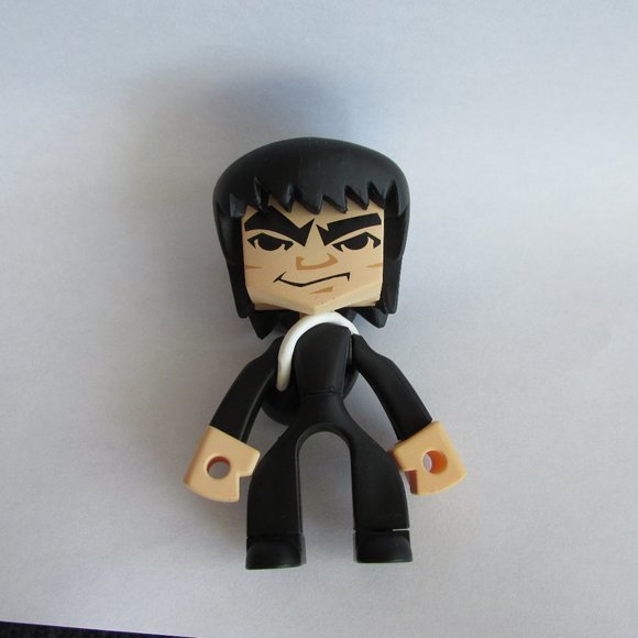 Rare Bruce Lee Vinyl Figure Round 5 Temple of Kung Fu From 2012 No Box - Picture 2 of 7
